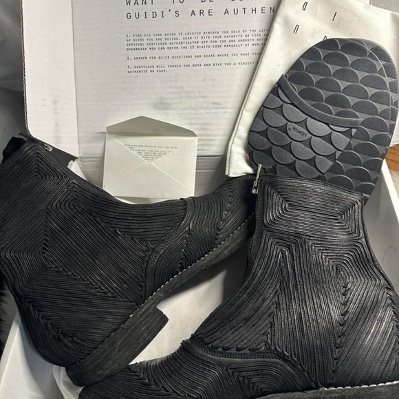 Embroidered Guidi Front zip boot - Picture 6 of 8